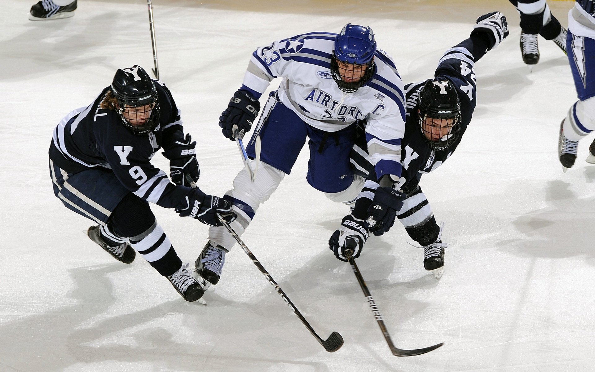 _未来运动装:智能纺织科技引领潮流_,未来的智能服装